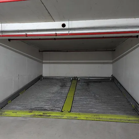 Work&travel We13 - Parkplatz, Netflix, Internet Fuer 2 Gaeste Markranstädt